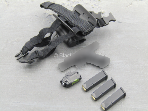 US Army Pilot - Black Pistol w/Drop Leg Holster (Left)