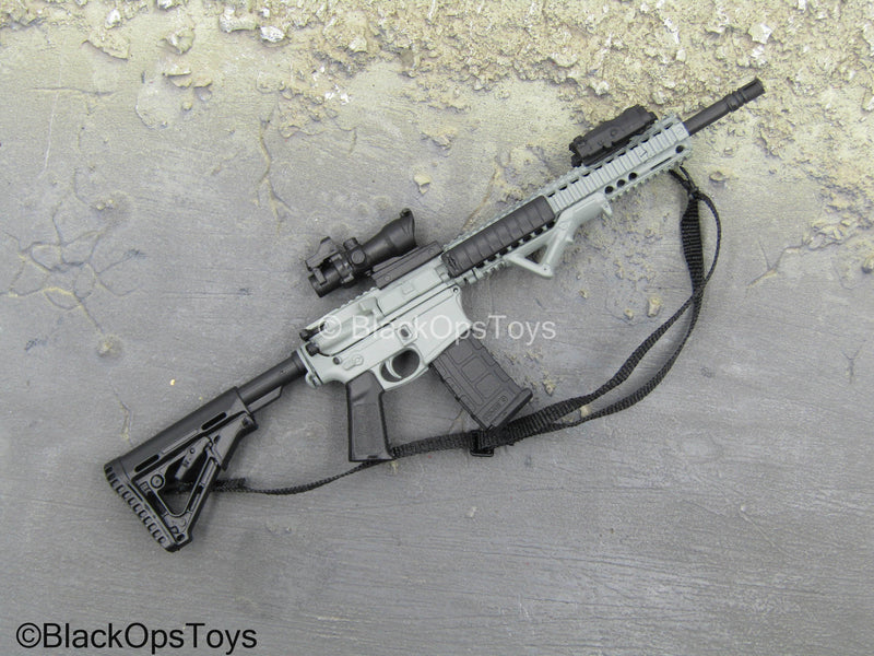 Load image into Gallery viewer, Modern Battlefield Ghost - AR-15 Assault Rifle w/Attachment Set
