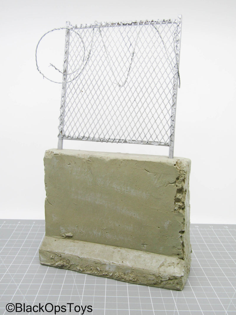 Load image into Gallery viewer, Concrete Barrier w/Barbed Wire Chain Link Fence
