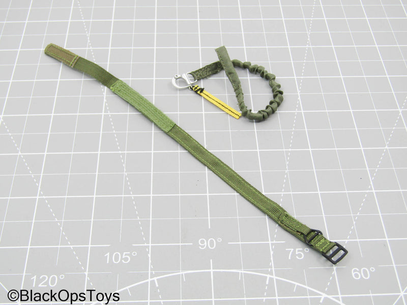 Load image into Gallery viewer, Green Belt w/Retention Lanyard
