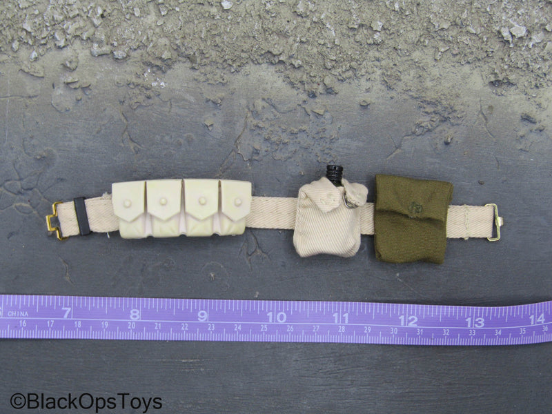 Load image into Gallery viewer, WWII - Tan Belt w/Pouch Set
