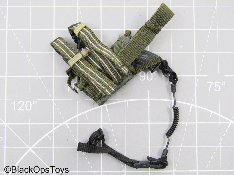 Load image into Gallery viewer, Black Pistol w/OD Green Drop Leg Holster (Hot Toys)
