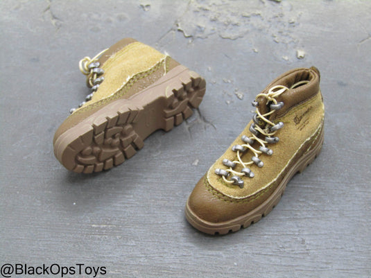 PMC - Weapon Specialist - FDE Tan Combat Boots (Peg Type)
