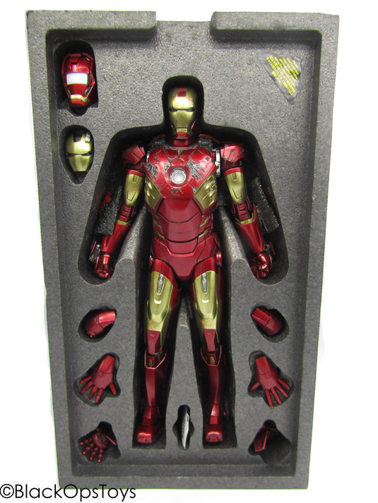 The Avengers - Diecast Iron Man Mark VII - MINT IN OPEN BOX