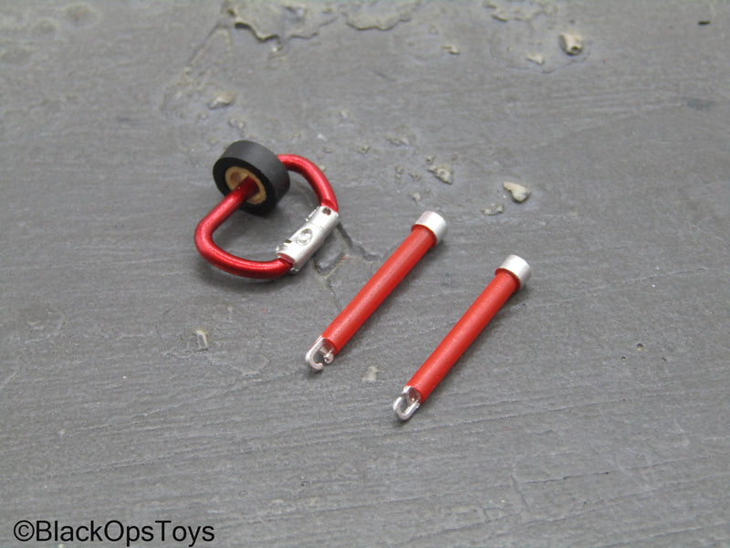 Load image into Gallery viewer, Modern Battlefield - Zimo - Carabiner w/Tape &amp; Metal Glowsticks
