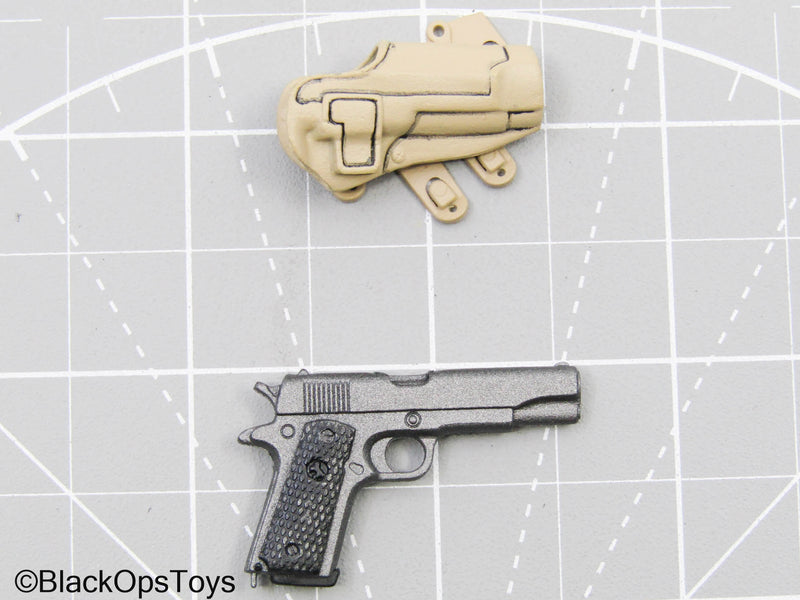 Load image into Gallery viewer, Black Pistol w/Tan Holster (Hot Toys)
