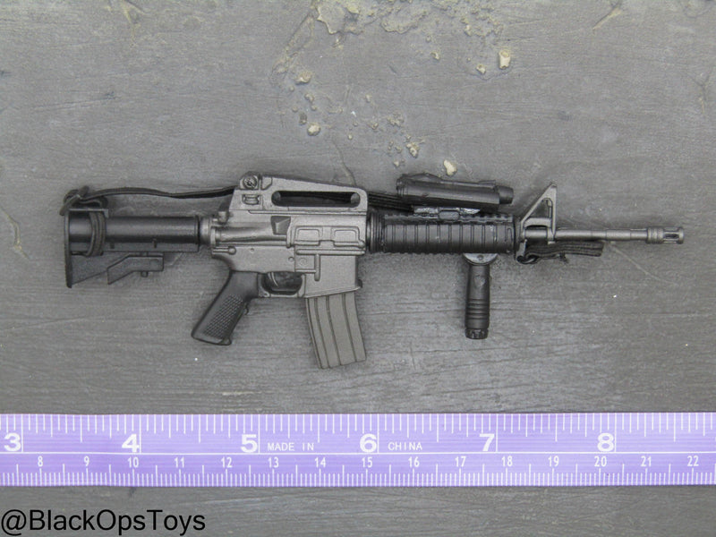 Load image into Gallery viewer, CAR-15 Assault Rifle w/PEQ, Foregrip &amp; Sling
