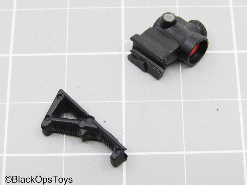 Load image into Gallery viewer, Black Red Dot Scope w/Angled Foregrip
