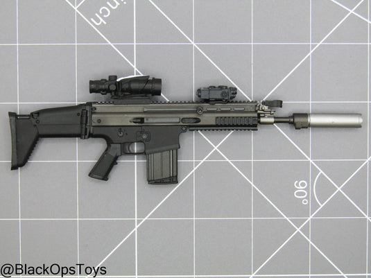 Black SCAR-H Rifle w/Attachment Set