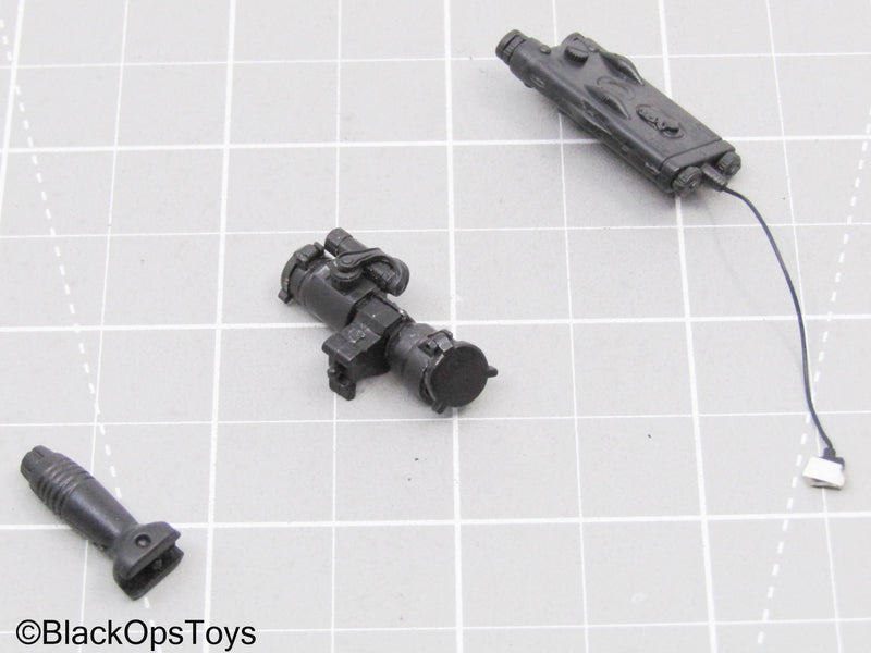 Load image into Gallery viewer, Black PEQ w/Scope &amp; Foregrip
