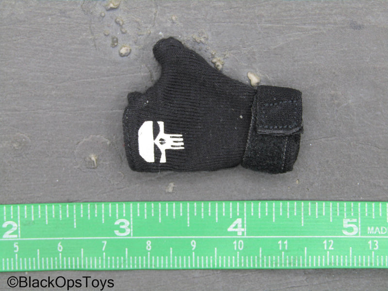 Load image into Gallery viewer, Gangsters Kingdom Punisher Left Fingerless Glove
