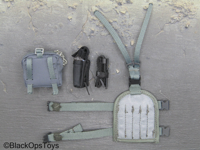 Load image into Gallery viewer, Dutch DSI Sniper Version - Grey Drop Leg MOLLE Panel w/IFAK Kit
