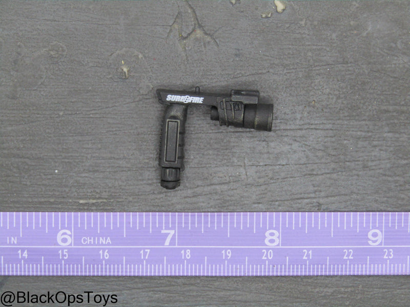 Load image into Gallery viewer, Torch Style Foregrip w/Light
