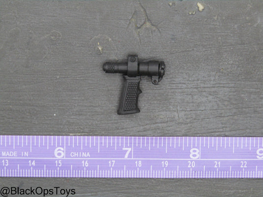 Torch Style Foregrip w/Light Type 3