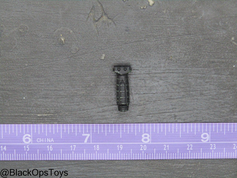 Load image into Gallery viewer, Rifle Grip Type 3
