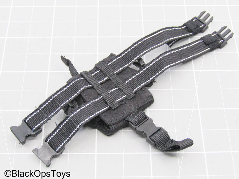 Load image into Gallery viewer, Black Drop Leg Dual Mag Pouch
