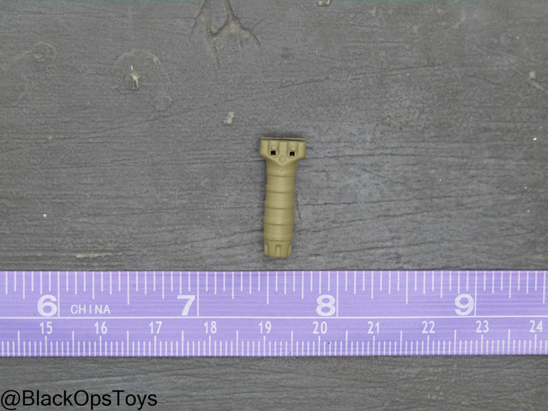 Load image into Gallery viewer, Rifle Grip Type 12

