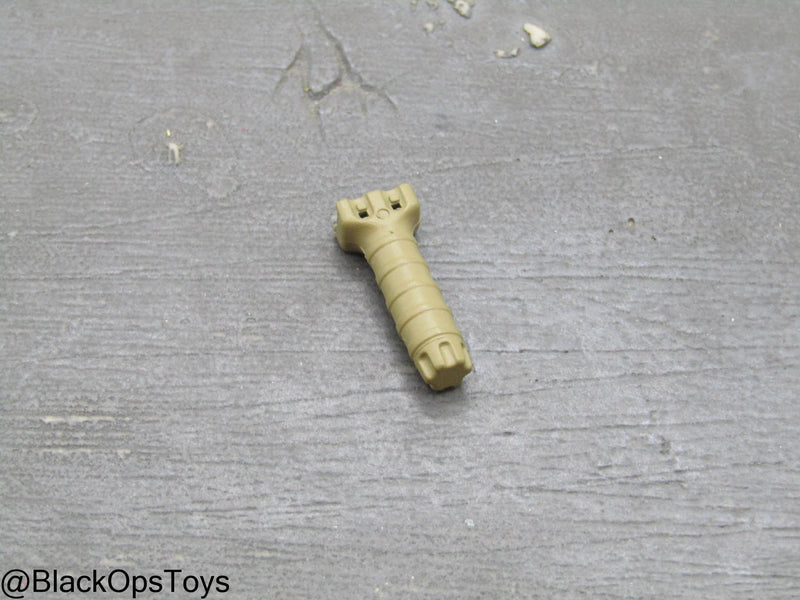 Load image into Gallery viewer, Rifle Grip Type 12
