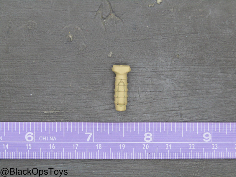 Load image into Gallery viewer, Rifle Grip Type 13
