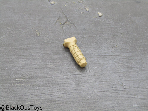 Rifle Grip Type 13