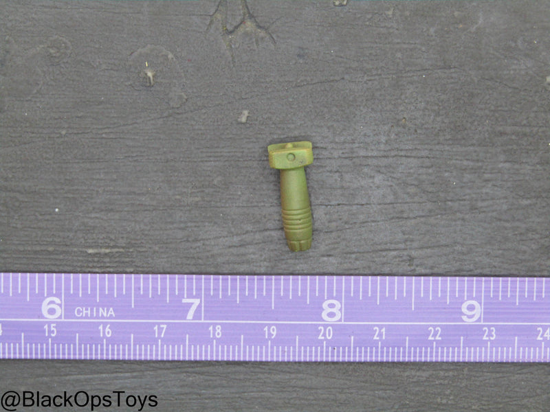 Load image into Gallery viewer, Rifle Grip Type 14
