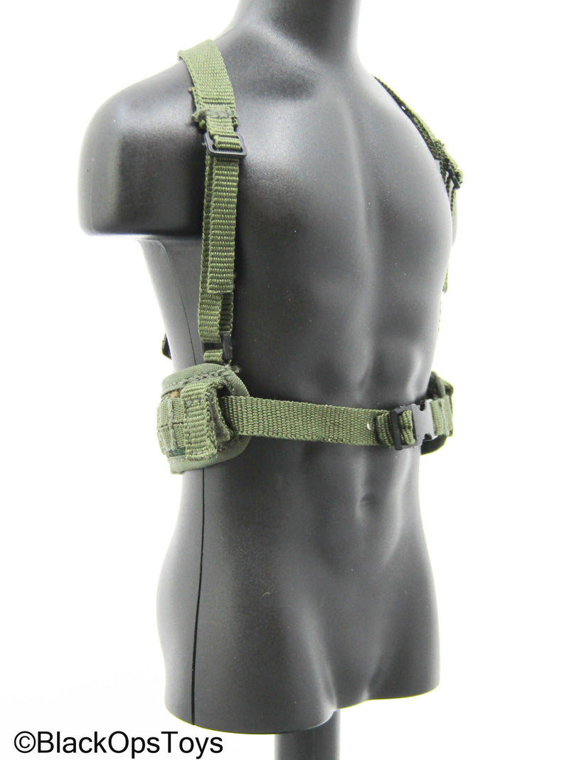 Load image into Gallery viewer, Green Belt Pad w/Sling
