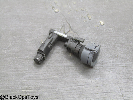 Torch Style Foregrip w/Light Type 5