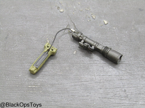 Tan Foregrip w/Tactical Light
