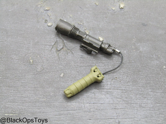 Tan Foregrip w/Tactical Light