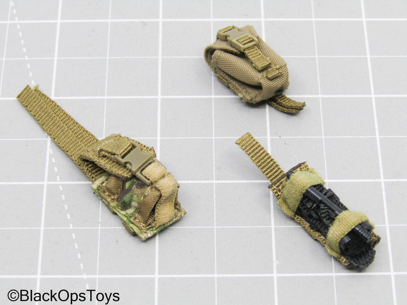 Load image into Gallery viewer, Tan Pouch Lot

