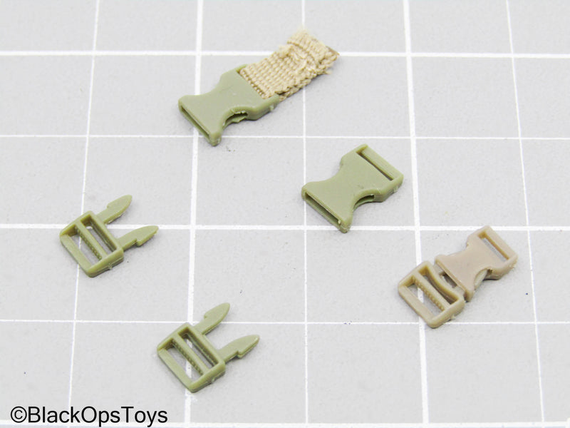 Load image into Gallery viewer, Tan Belt Clips
