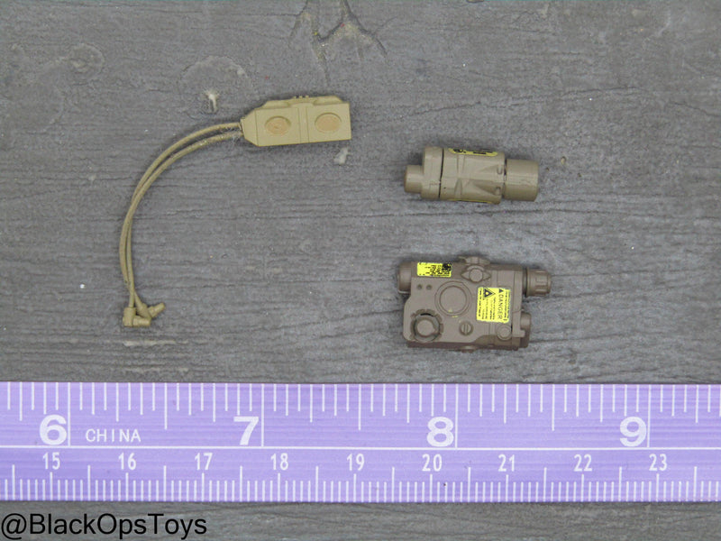 Load image into Gallery viewer, Brown PEQ w/Tactical Light &amp; Pressure Switch
