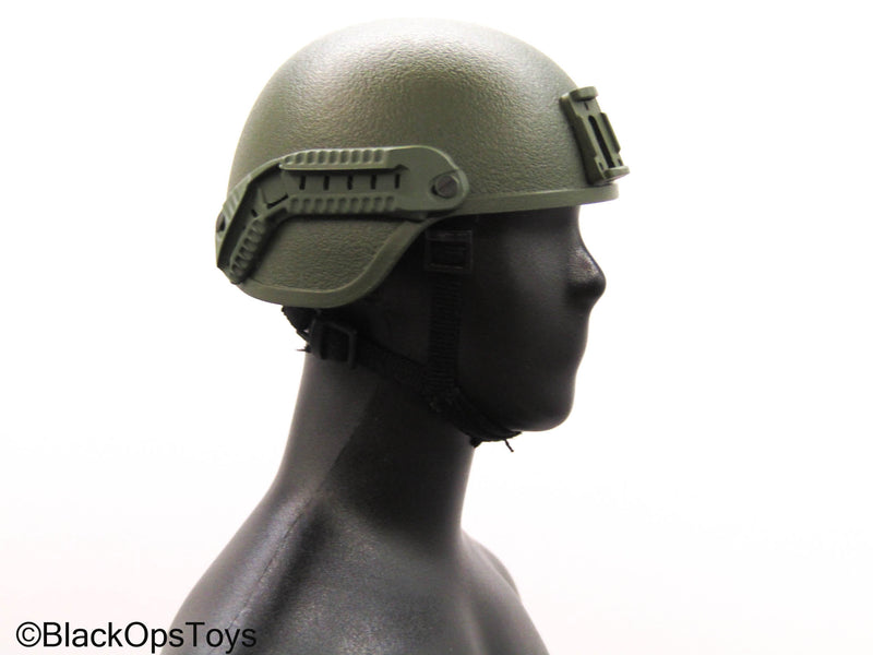 Load image into Gallery viewer, Special Forces - Green Helmet
