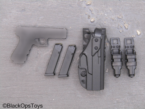 Special Forces - Pistol w/Holster