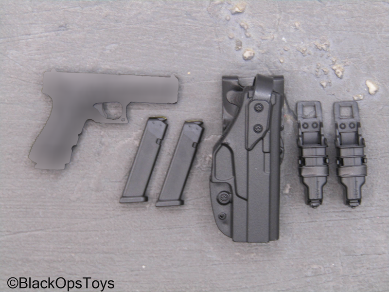 Load image into Gallery viewer, Special Forces - Pistol w/Holster
