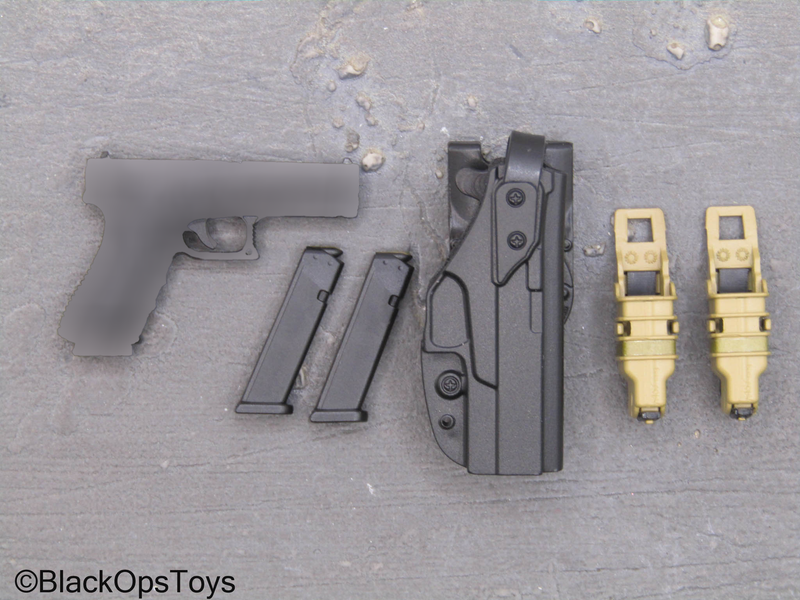 Load image into Gallery viewer, Special Forces - Pistol w/Holster

