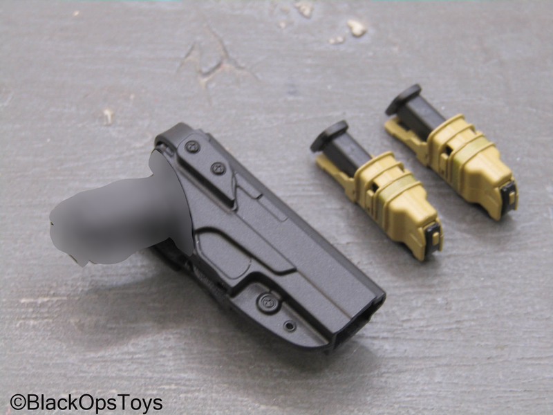 Load image into Gallery viewer, Special Forces - Pistol w/Holster
