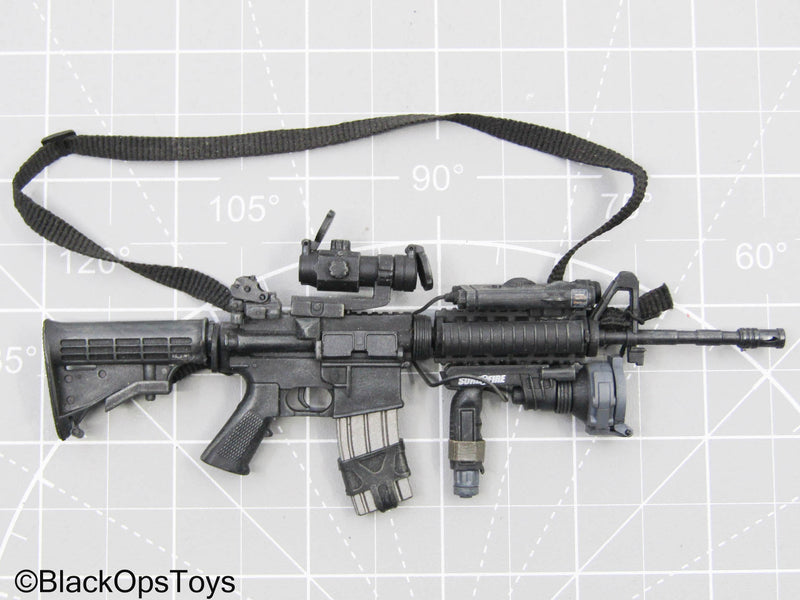 Load image into Gallery viewer, Black M4 w/Weapon Attachments (Hot Toys)
