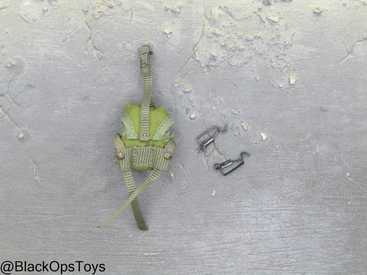 Vietnam Era OD Green Ammo Pouch w/Alice Clips