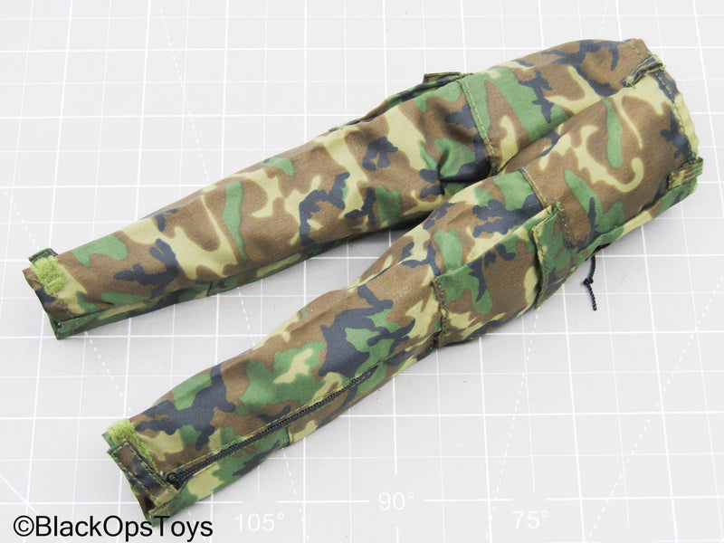 Load image into Gallery viewer, Multicam Camo Tactical Pants
