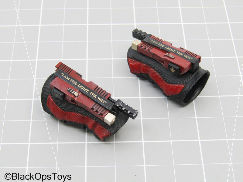 Load image into Gallery viewer, Wrist Magnum Set in Deadshot Likeness (Hot Toys)
