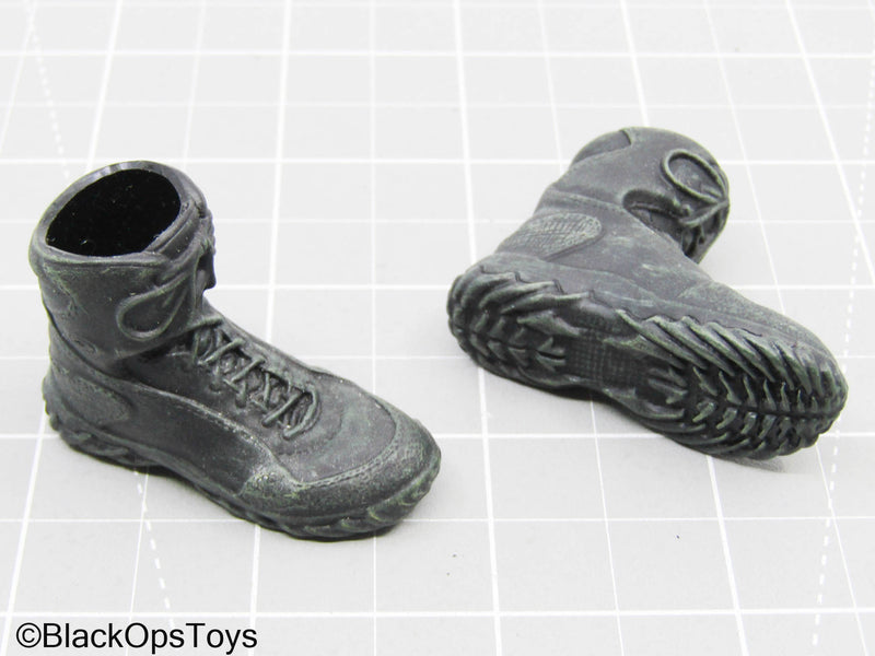 Load image into Gallery viewer, Female Black Hiking Boots (Foot Type)
