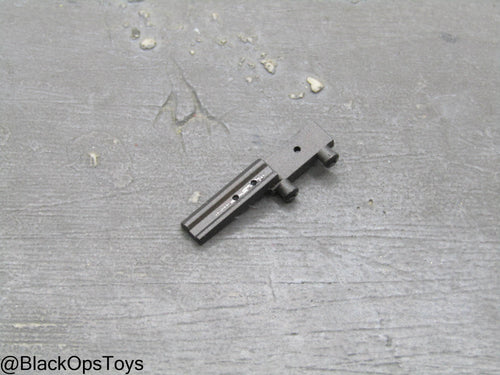 Grey Riser Mount