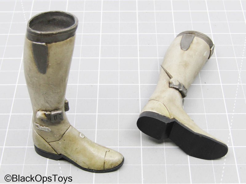 Load image into Gallery viewer, Tan Spiked Boots (Peg Type) (ThreeZero) (READ DESC)
