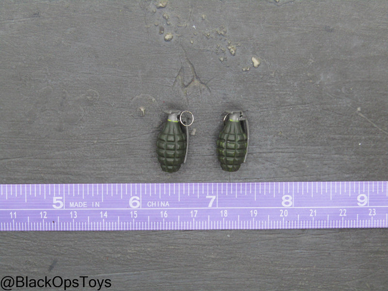 Load image into Gallery viewer, Pineapple Grenade Set (x2)
