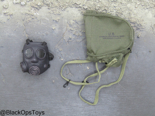 Vietnam Era Gas Mask w/Pouch