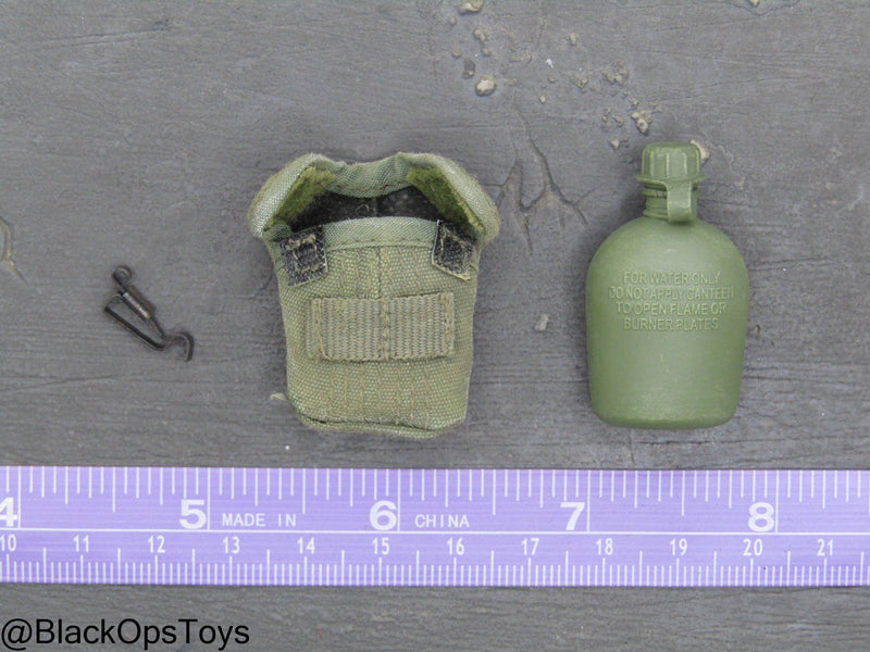 Load image into Gallery viewer, Vietnam Era Canteen w/Pouch &amp; Alice Clip
