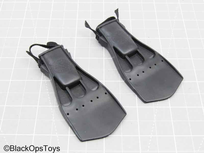 Load image into Gallery viewer, Black Diving Fins
