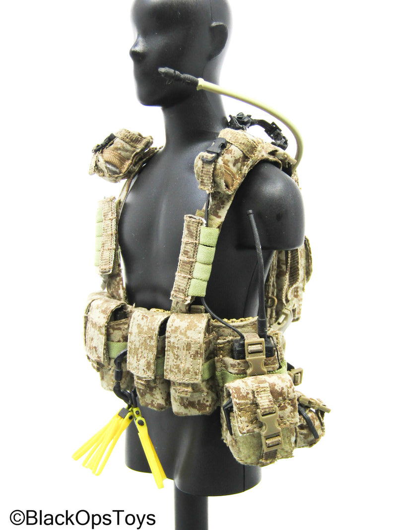Load image into Gallery viewer, AOR1 Camo Tactical Chest Rig (Toy City)
