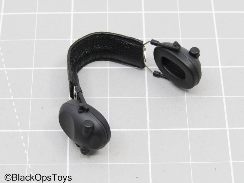 Load image into Gallery viewer, Black Headphones
